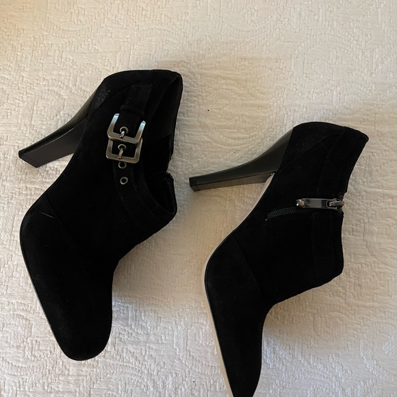 Via Spiga Black Suede Booties - Picture 2 of 6